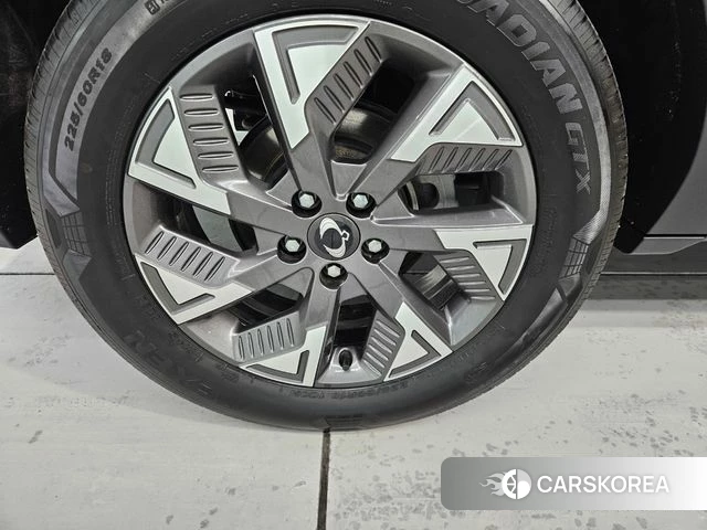 Ssangyong Torres EVX id 4322123 из Кореи 17