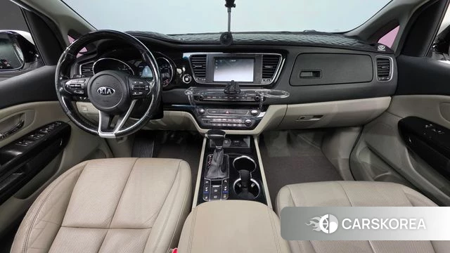 Kia The New Carnival id 4998889 из Кореи 17