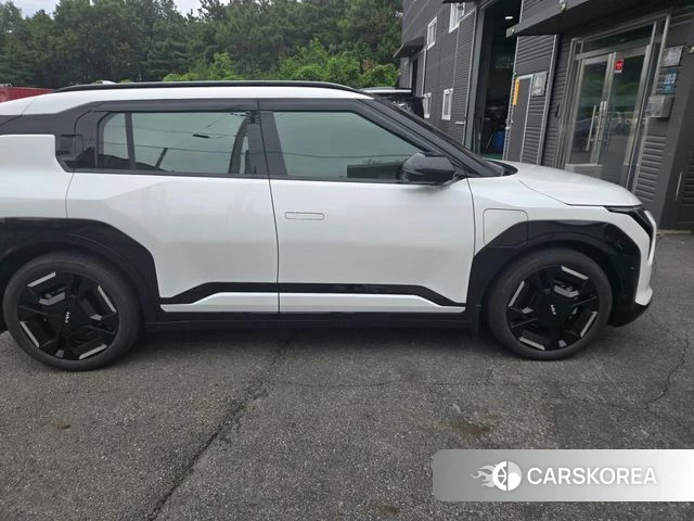 Kia EV3 id 4892996 из Кореи 17