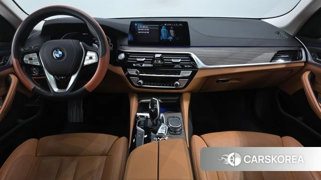 BMW 5 Series (G30) id 5018366 из Кореи 35
