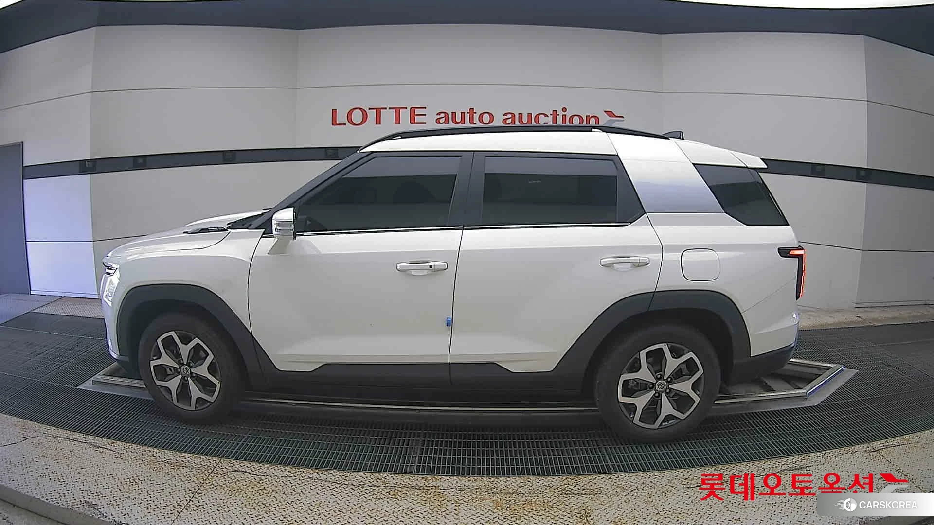 SsangYong Torres id 4990100 из Кореи 36