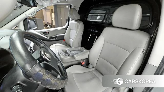 Hyundai The New Grand Starex id 3936164 из Кореи 17