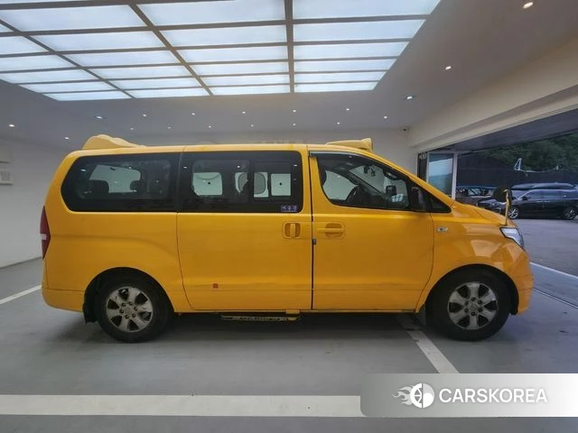 Hyundai The New Grand Starex id 4713353 из Кореи 16