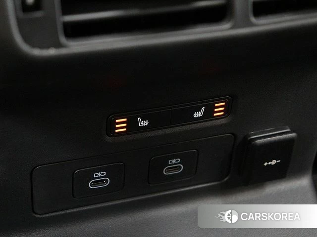 Land Rover Range Rover Velar id 4940859 из Кореи 17