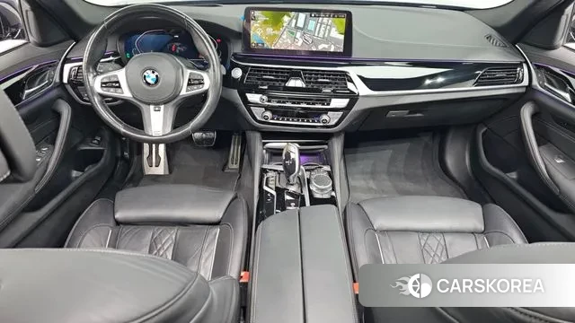 BMW 5 Series (G30) id 3567317 из Кореи 17