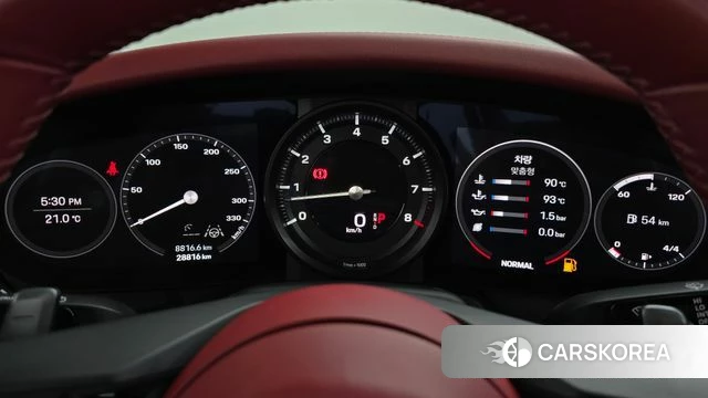Porsche 911(992) id 4941582 из Кореи 27