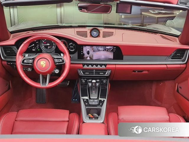 Porsche 911(992) id 5032994 из Кореи 17