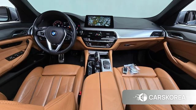 BMW 5 Series (G30) id 5024151 из Кореи 17