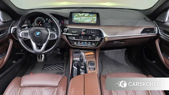 BMW 5 Series (G30) id 4967885 из Кореи 29