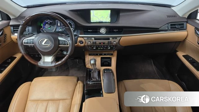 Lexus New ES300h id 4895567 из Кореи 17