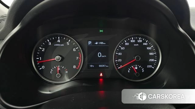 Kia Stonic id 5035105 из Кореи 28