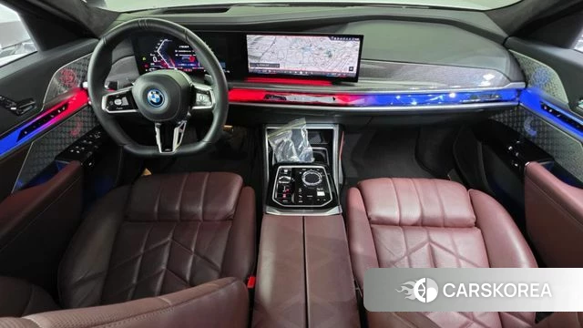 BMW 7 Series (G70) id 5045826 из Кореи 17