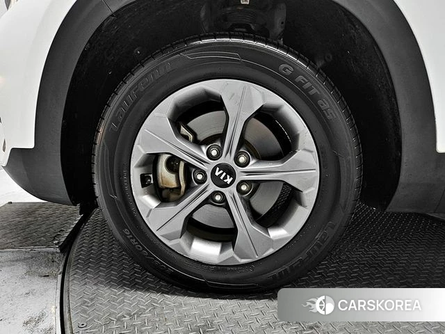 Kia Seltos id 5041059 из Кореи 15