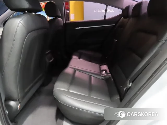 Hyundai The New Avante AD id 3297403 из Кореи 17