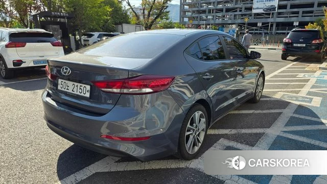 Hyundai Avante AD id 5000820 из Кореи 16