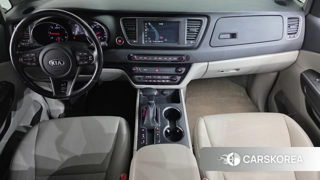 Kia The New Carnival id 5054390 из Кореи 17