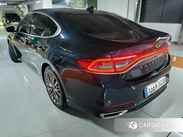 Hyundai Grandeur IG id 4180669 из Кореи 17