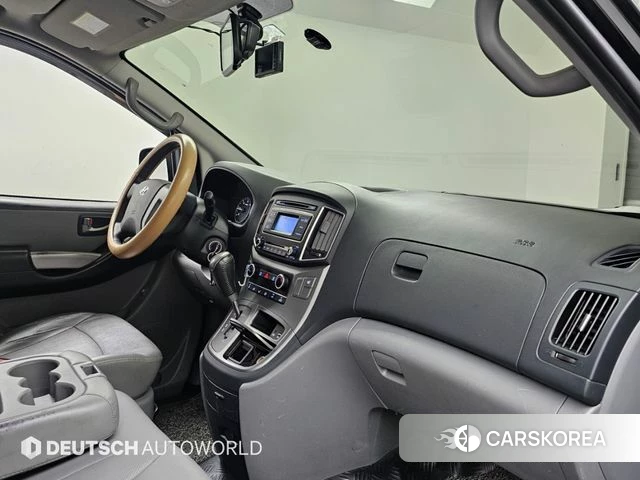 Hyundai The New Grand Starex id 4982698 из Кореи 17