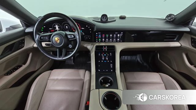 Porsche Taycan id 4745921 из Кореи 32