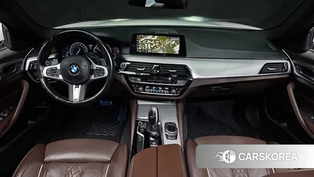 BMW 5 Series (G30) id 3402899 из Кореи 17
