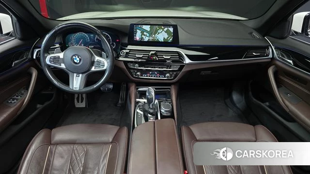 BMW 5 Series (G30) id 3814415 из Кореи 17