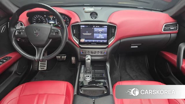 Maserati Ghibli id 4929313 из Кореи 30