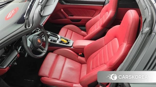 Porsche 911(992) id 4941204 из Кореи 27