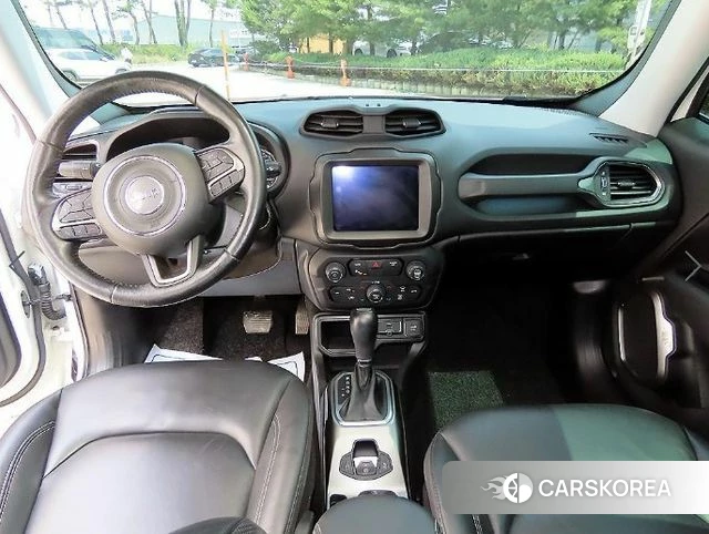 Jeep Renegade id 4992976 из Кореи 17