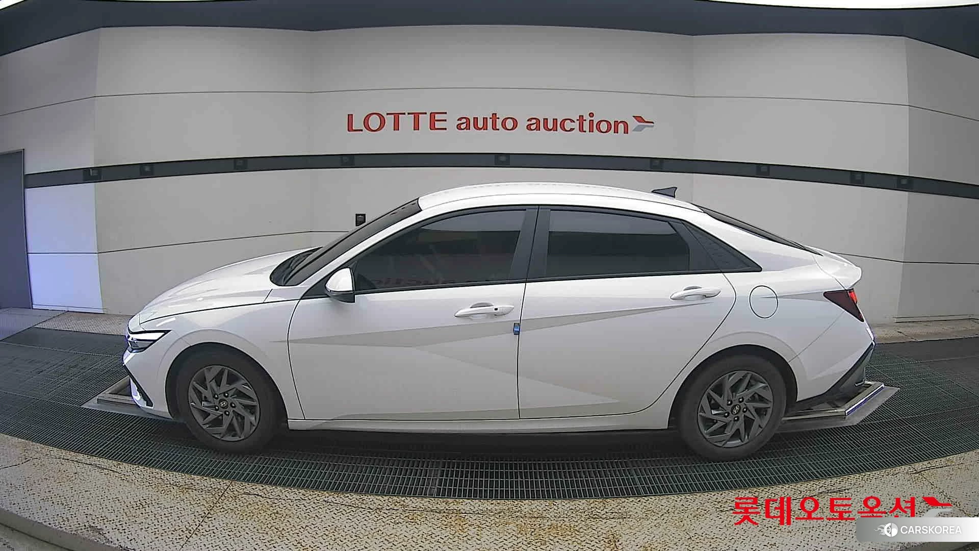 Hyundai Avante id 4990085 из Кореи 34