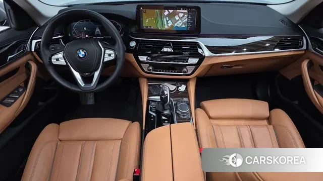 BMW 5 Series (G30) id 3711856 из Кореи 17