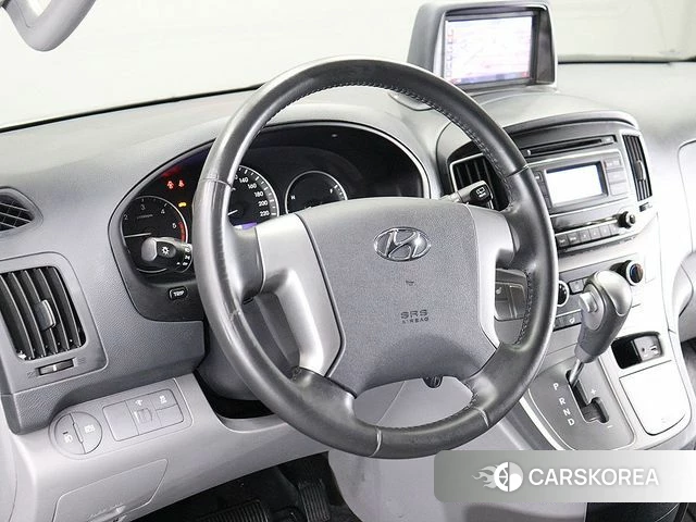 Hyundai The New Grand Starex id 5028302 из Кореи 17
