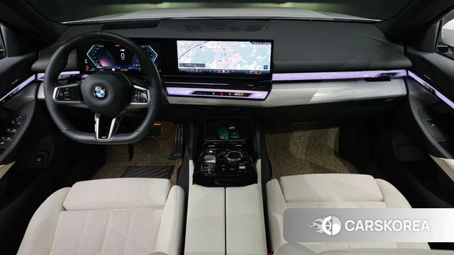 BMW 5 Series (G60) id 5021108 из Кореи 29