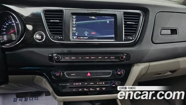 Kia The New Carnival id 2527424 из Кореи 17