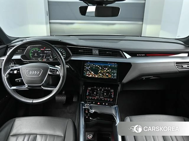 Audi Q8 e-Tron (GE) id 4752877 из Кореи 17