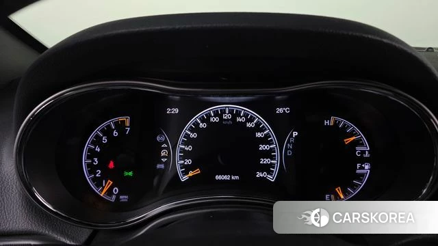 Jeep Grand Cherokee id 4977915 из Кореи 31