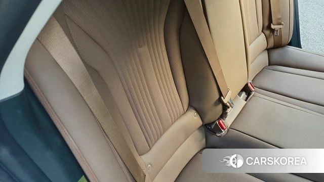 Hyundai Grandeur (GN7) id 4762465 из Кореи 7