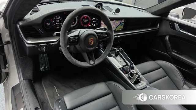 Porsche 911(992) id 5023449 из Кореи 33