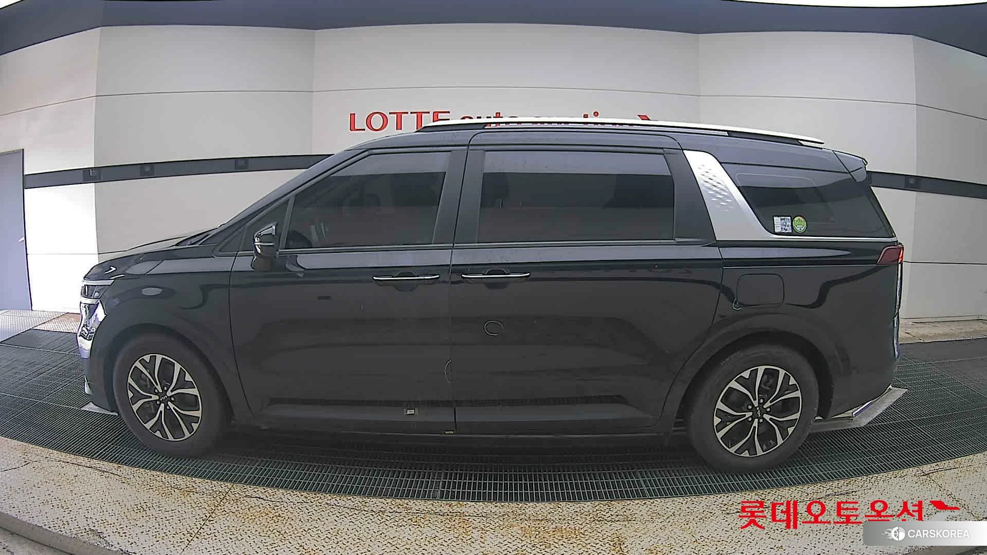 Kia Carnival id 4984675 из Кореи 35