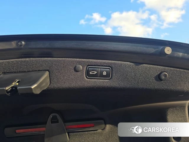 Hyundai The New Grandeur IG Hybrid id 5027693 из Кореи 17