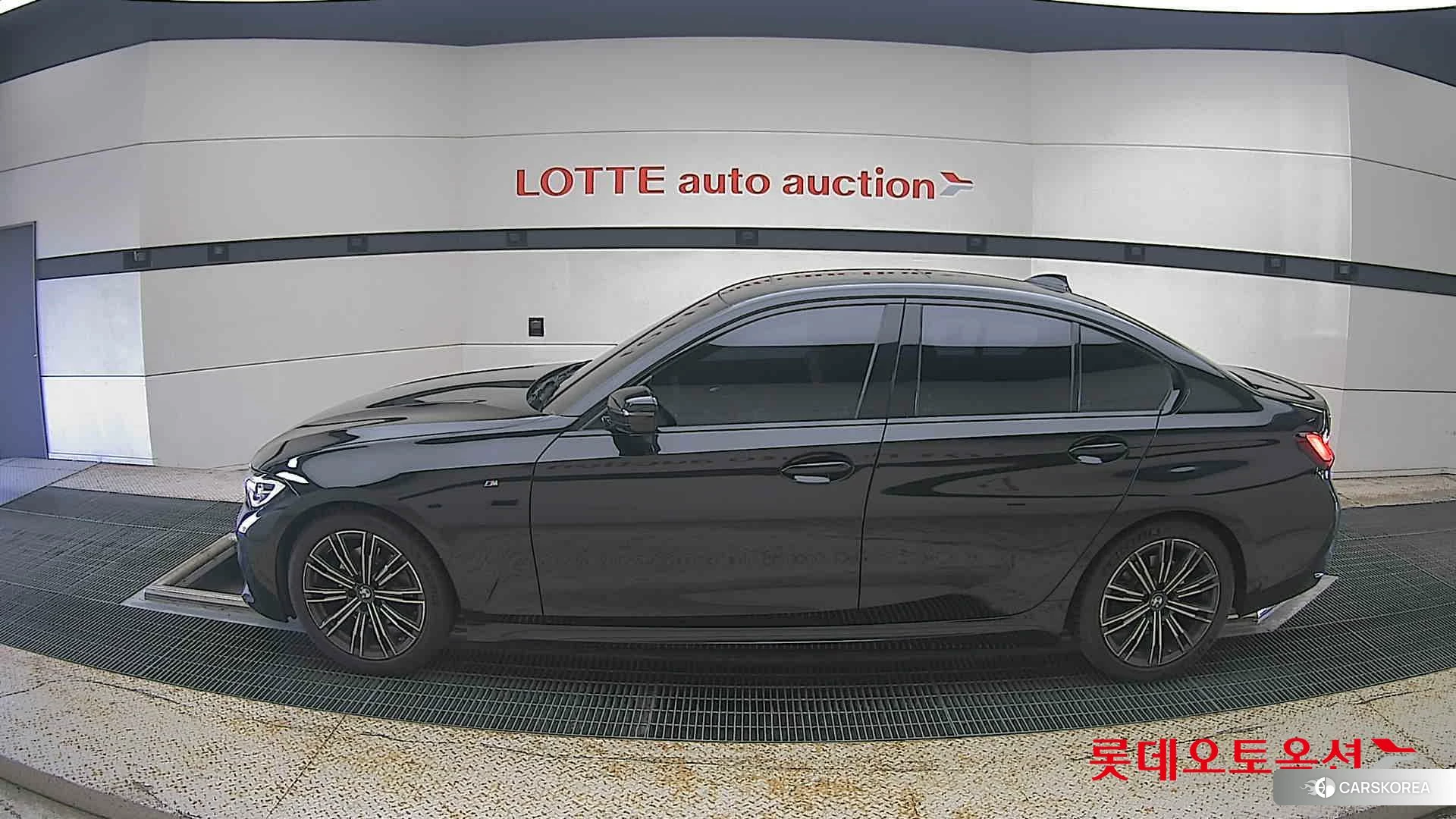 BMW  320i id 4989971 из Кореи 36