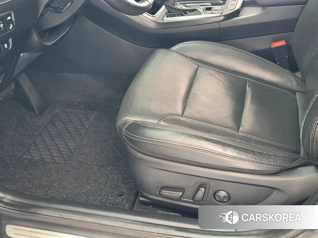Hyundai Grandeur IG id 5028968 из Кореи 17