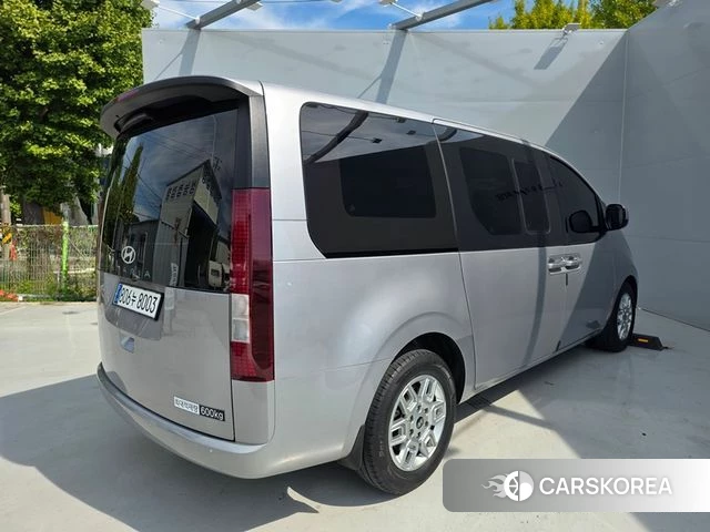 Hyundai Staria id 4921372 из Кореи 14
