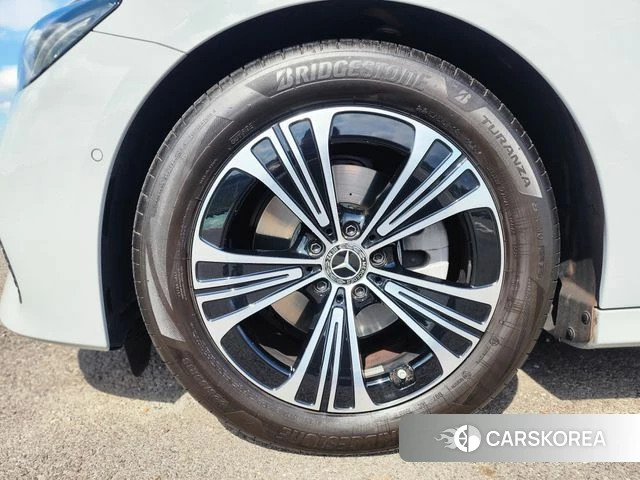 Mercedes-Benz E-Class W214 id 4950051 из Кореи 17