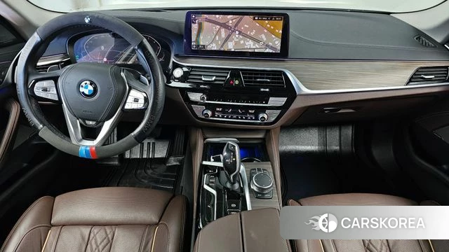 BMW 5 Series (G30) id 4943359 из Кореи 30