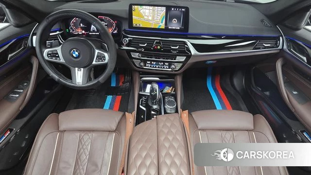 BMW 5 Series (G30) id 5016901 из Кореи 31