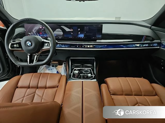BMW 7 Series (G70) id 4957262 из Кореи 16