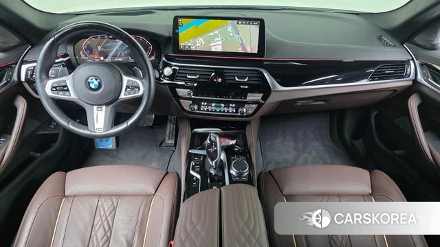 BMW 5 Series (G30) id 5011892 из Кореи 33