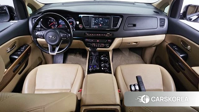 Kia All New Carnival id 4983279 из Кореи 17