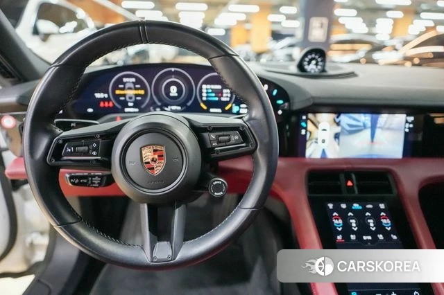 Porsche Taycan id 4941781 из Кореи 17