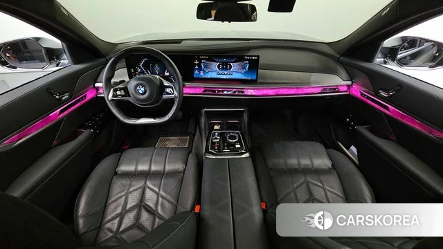 BMW 7 Series (G70) id 4950153 из Кореи 31